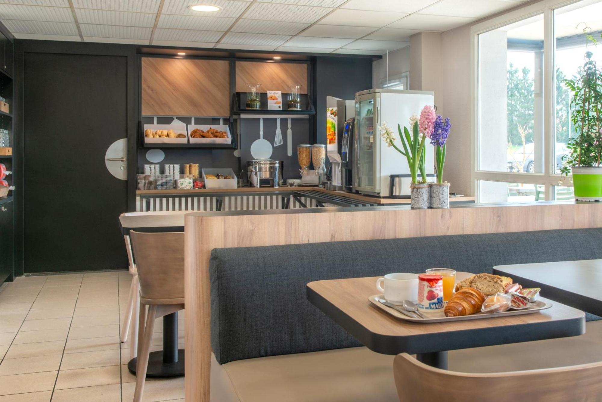 B&B Hotel Cholet Nord 외부 사진